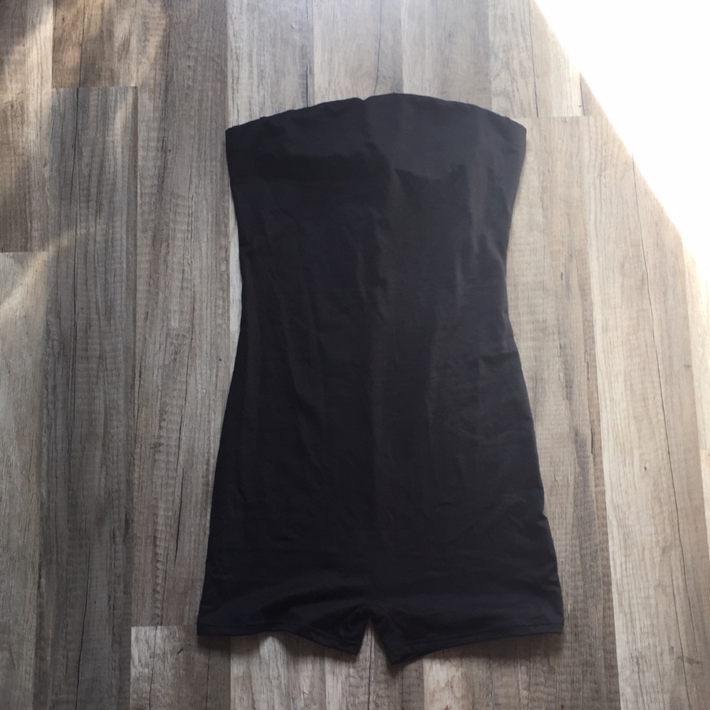 Strapless romper